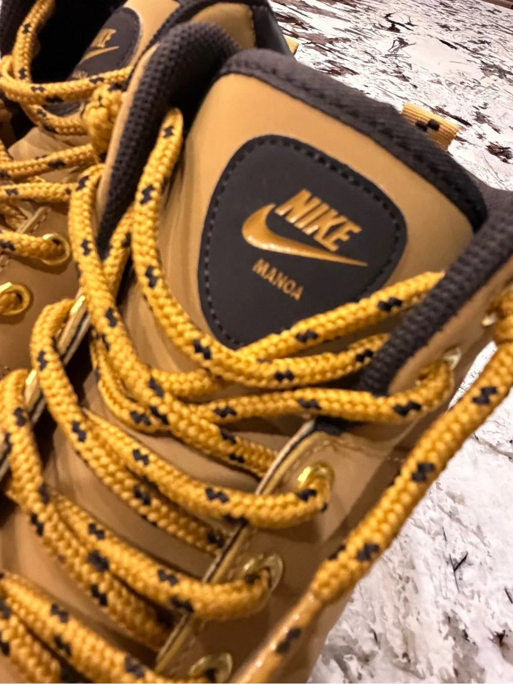 Nike Manoa   Mid-Top Outdoor Boots